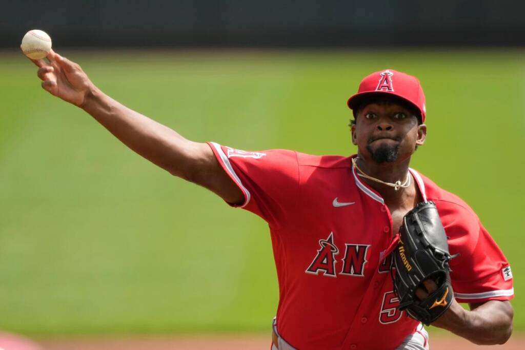 The Blue Jays acquire Jose Soriano