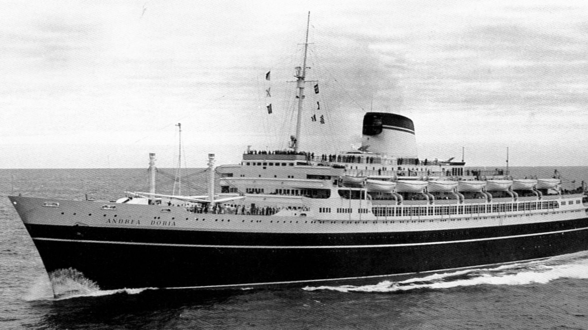16. Linda Morgan, La fille qui a changé de bateau pendant son sommeil