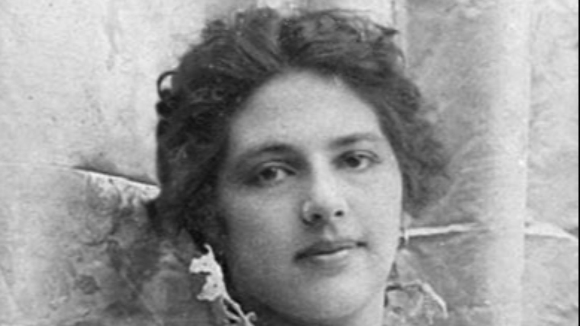 4. Mata Hari