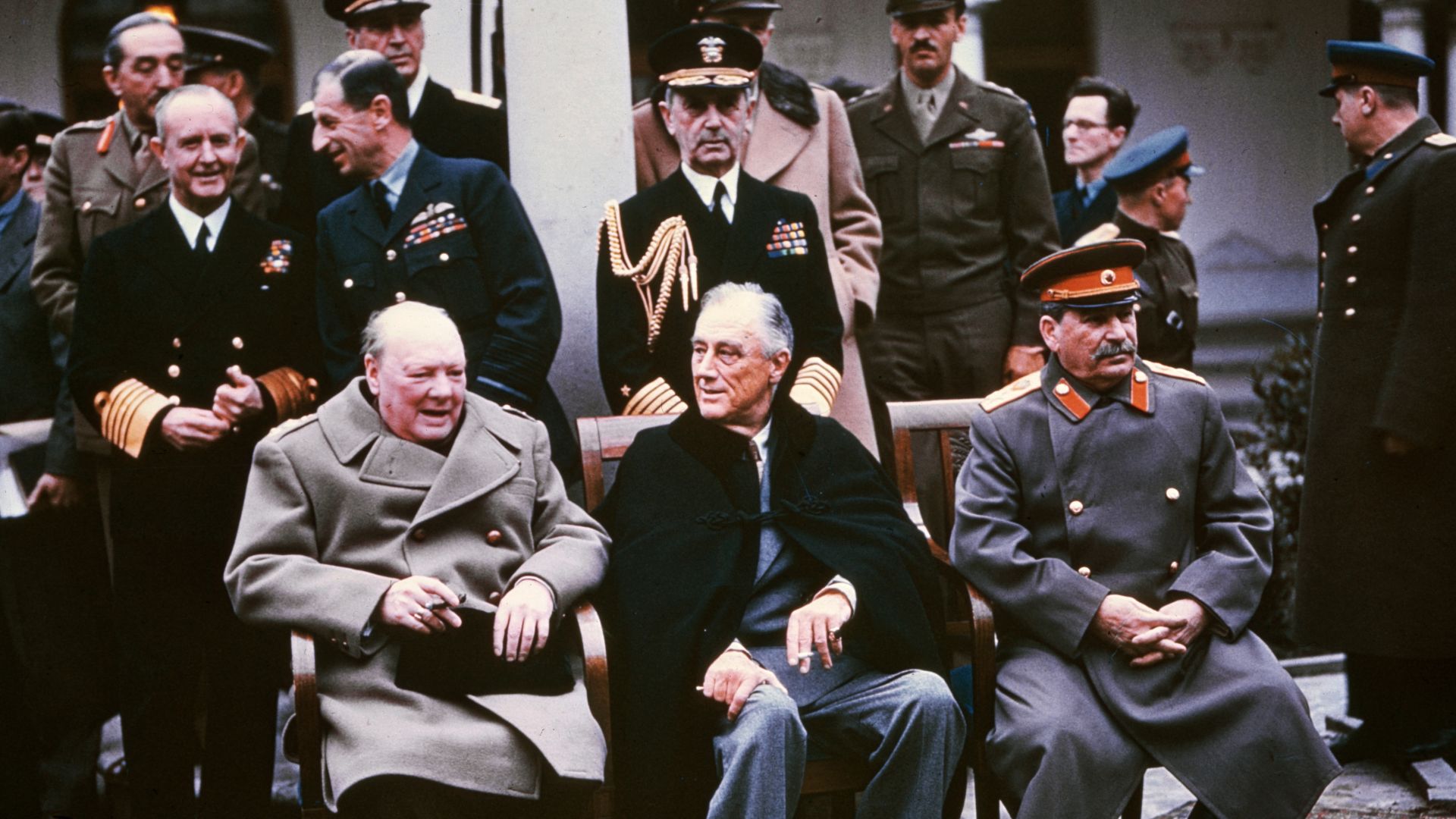 13. Roosevelt lance un appel à Hirohito