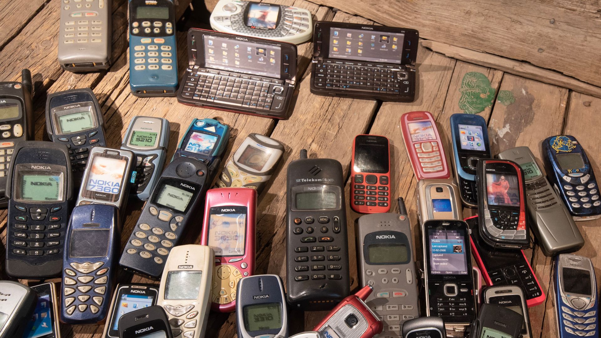 9. Téléphones portables