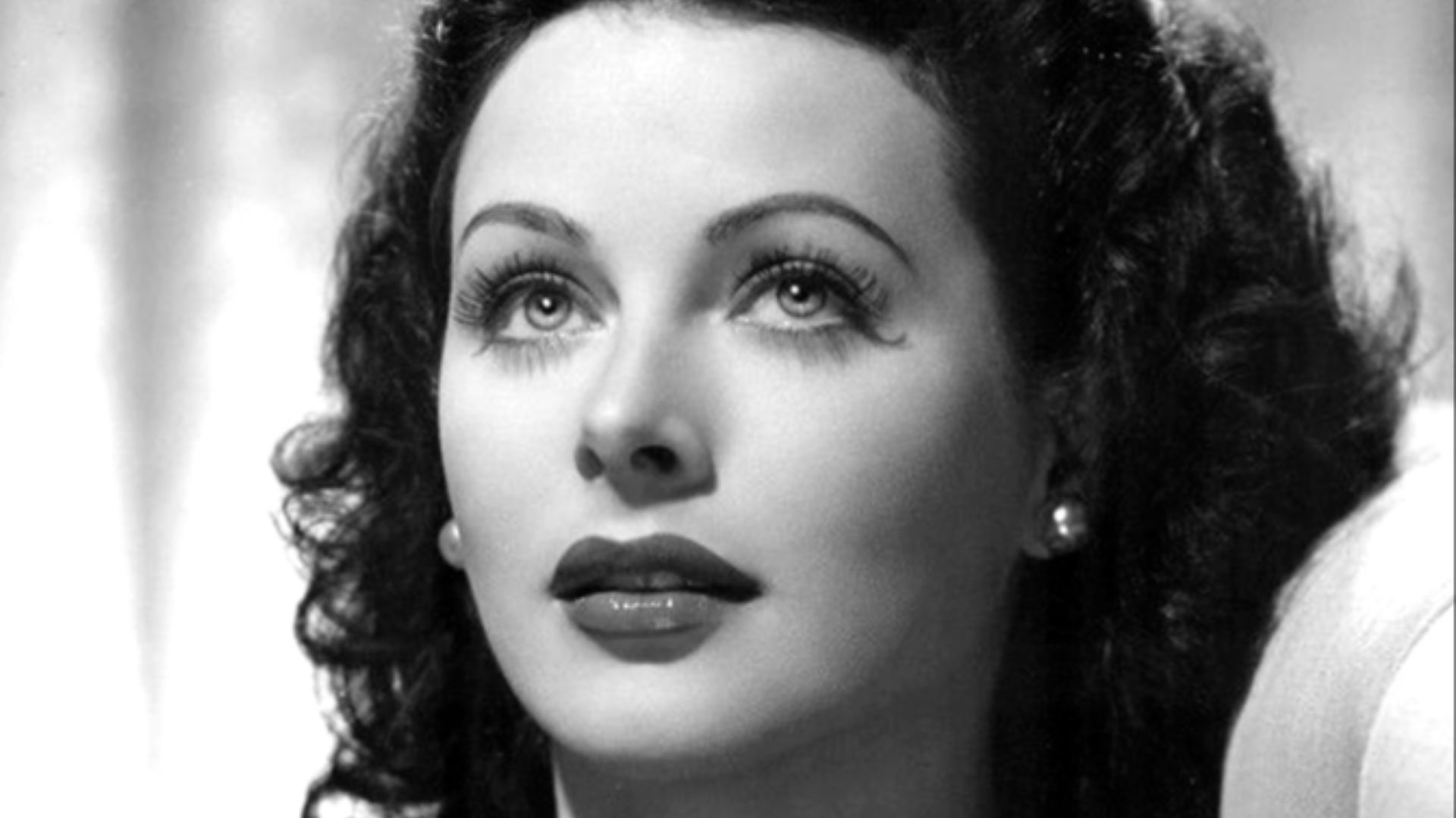 17. Hedy Lamarr
