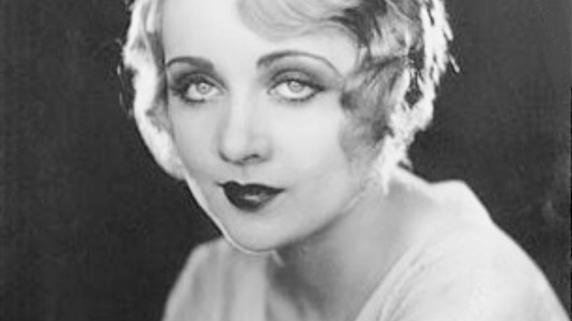 4. Carole Lombard