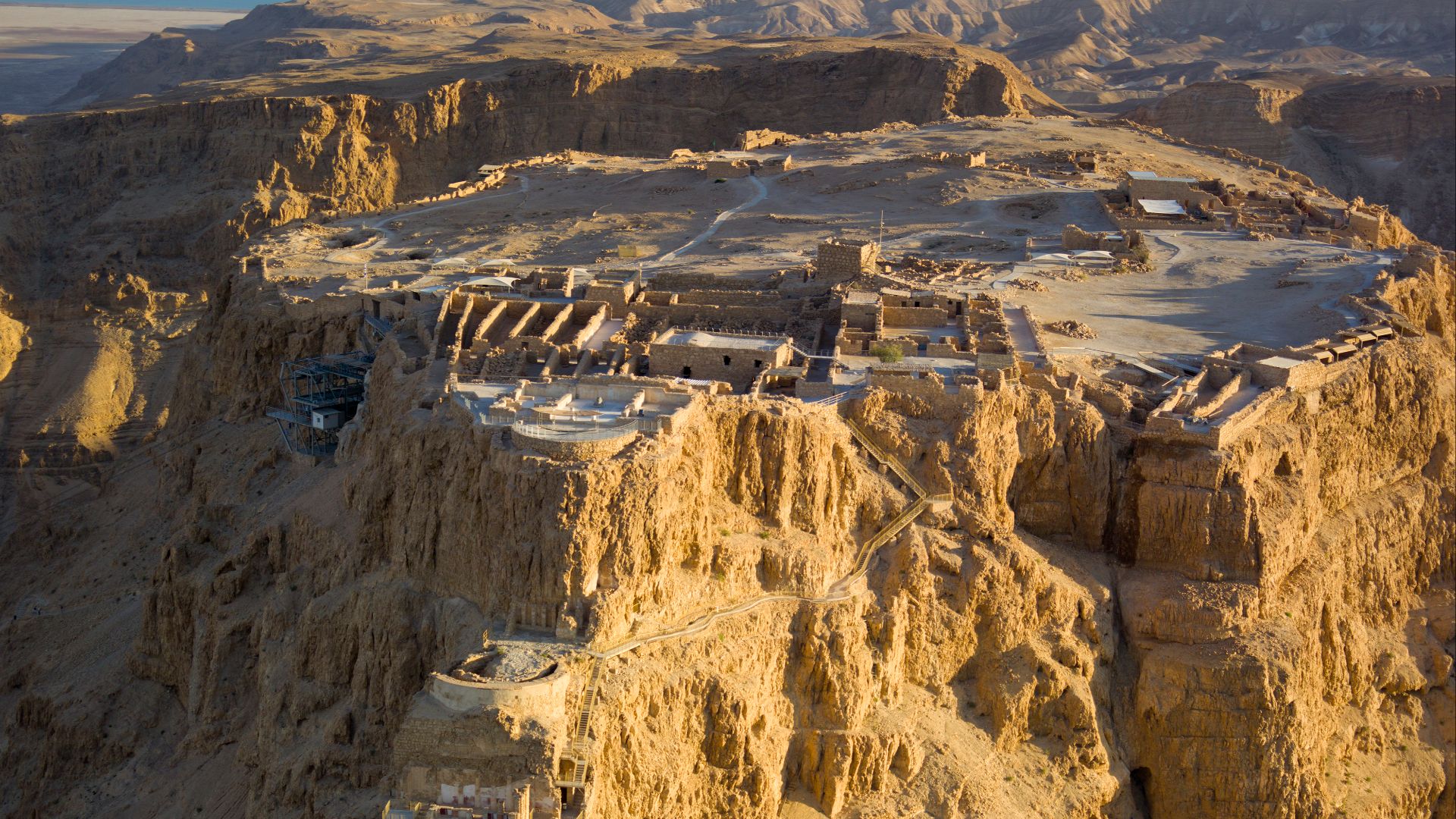 10. La bière antique de la grotte de Raqefet