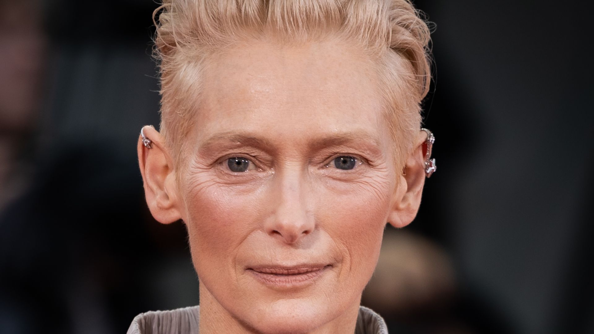 9. Tilda Swinton et Lord George Swinton