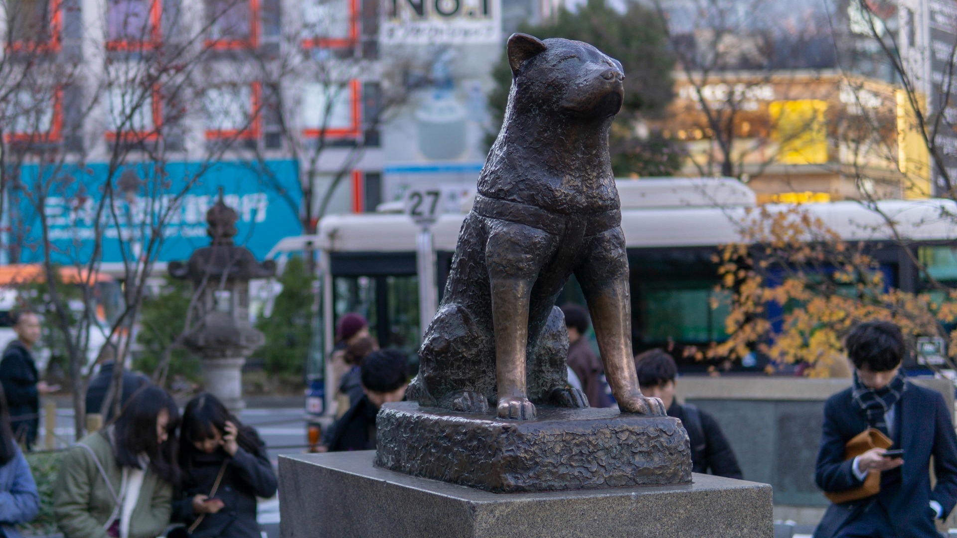 2. Statue de Hachiko — Tokyo, Japon