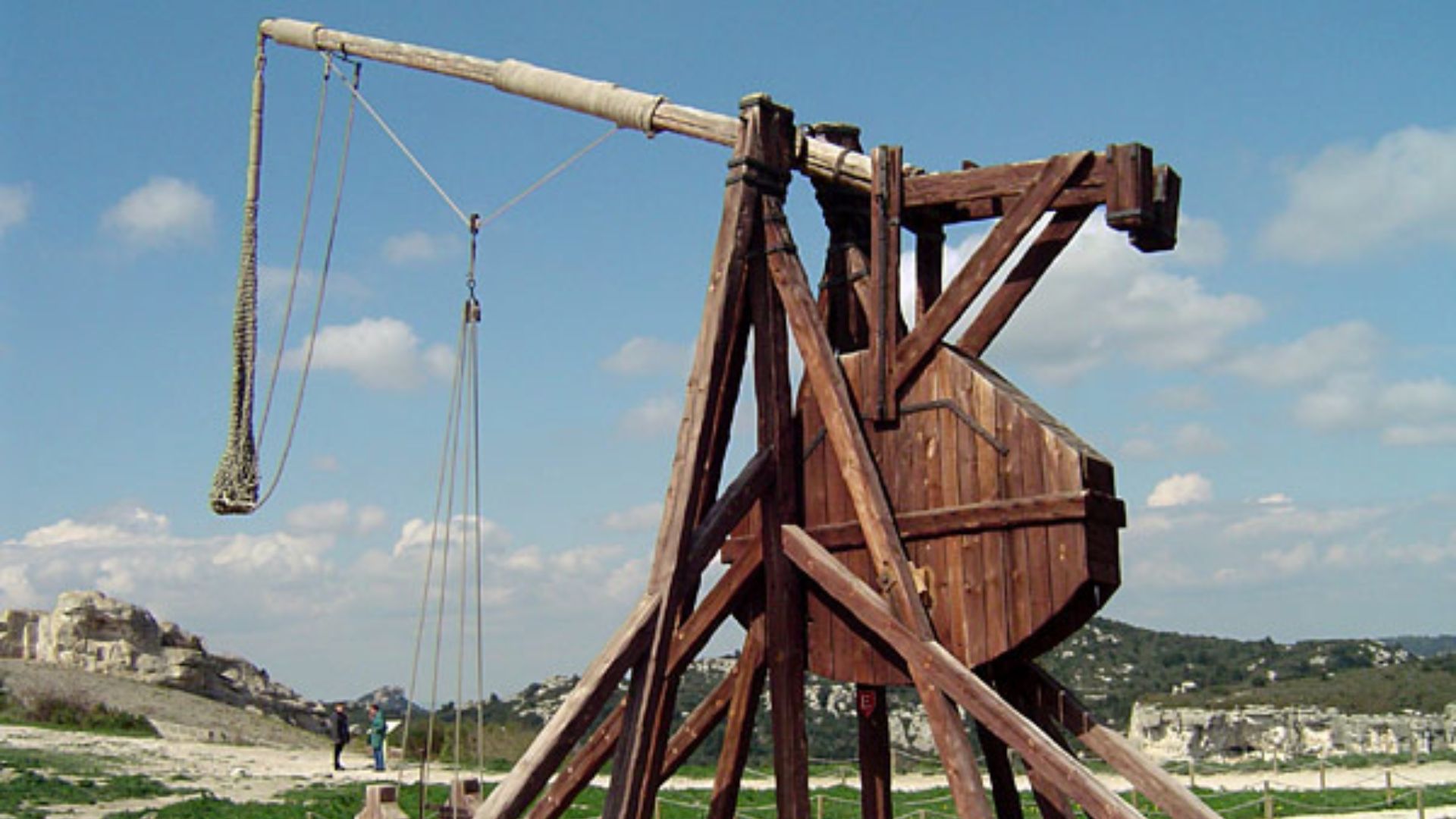 9. Les trébuchets à contrepoids ont contribué à la prise de Xiangyang