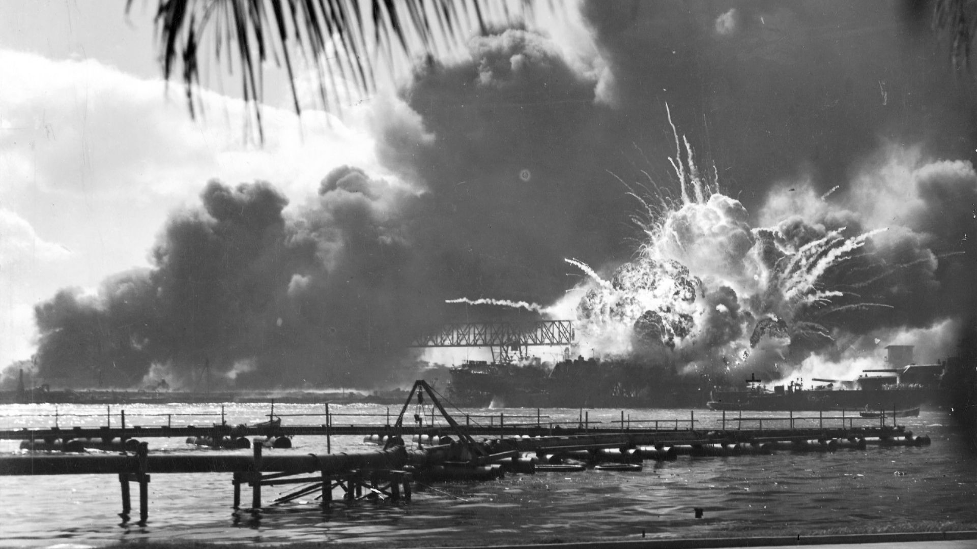 14. L'alerte concernant Pearl Harbor est arrivée après l'attaque