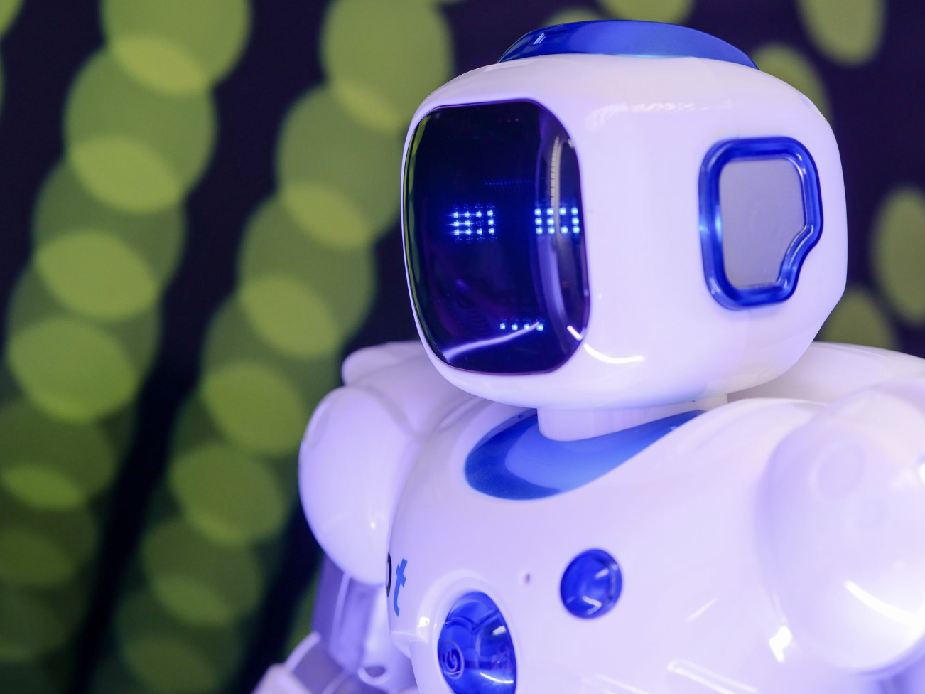 9. Robot