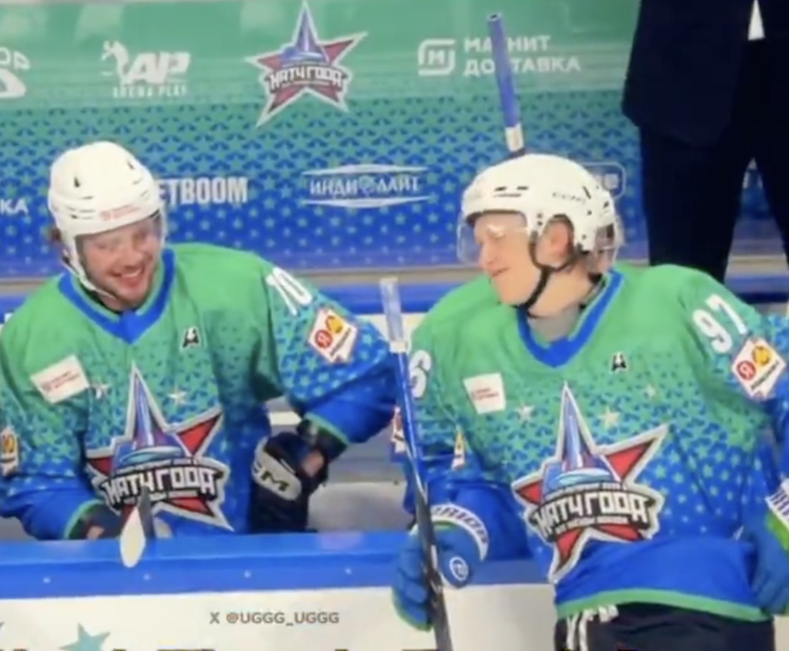 VIDEO: Russian Stars Motivate Alex Zharovsky