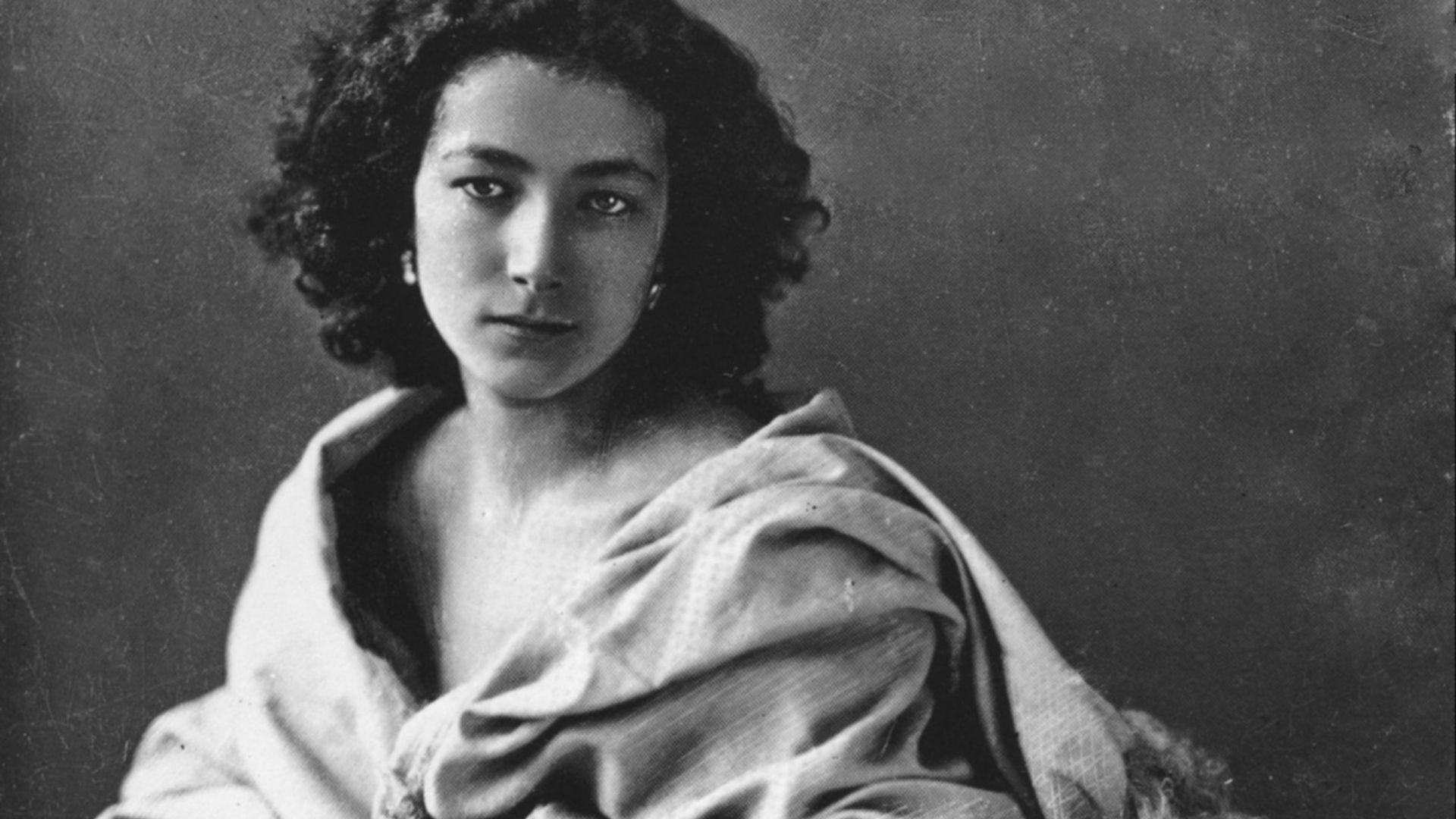 18. Sarah Bernhardt