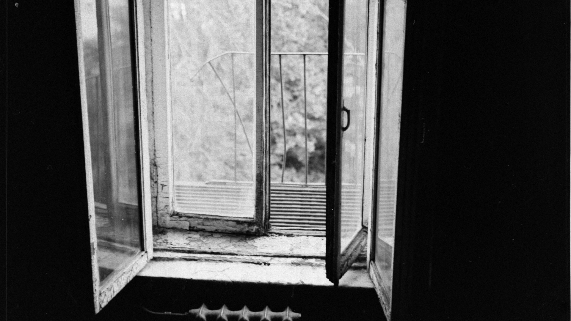 19. Les fenêtres et les portes pourraient aider une âme à s'en aller