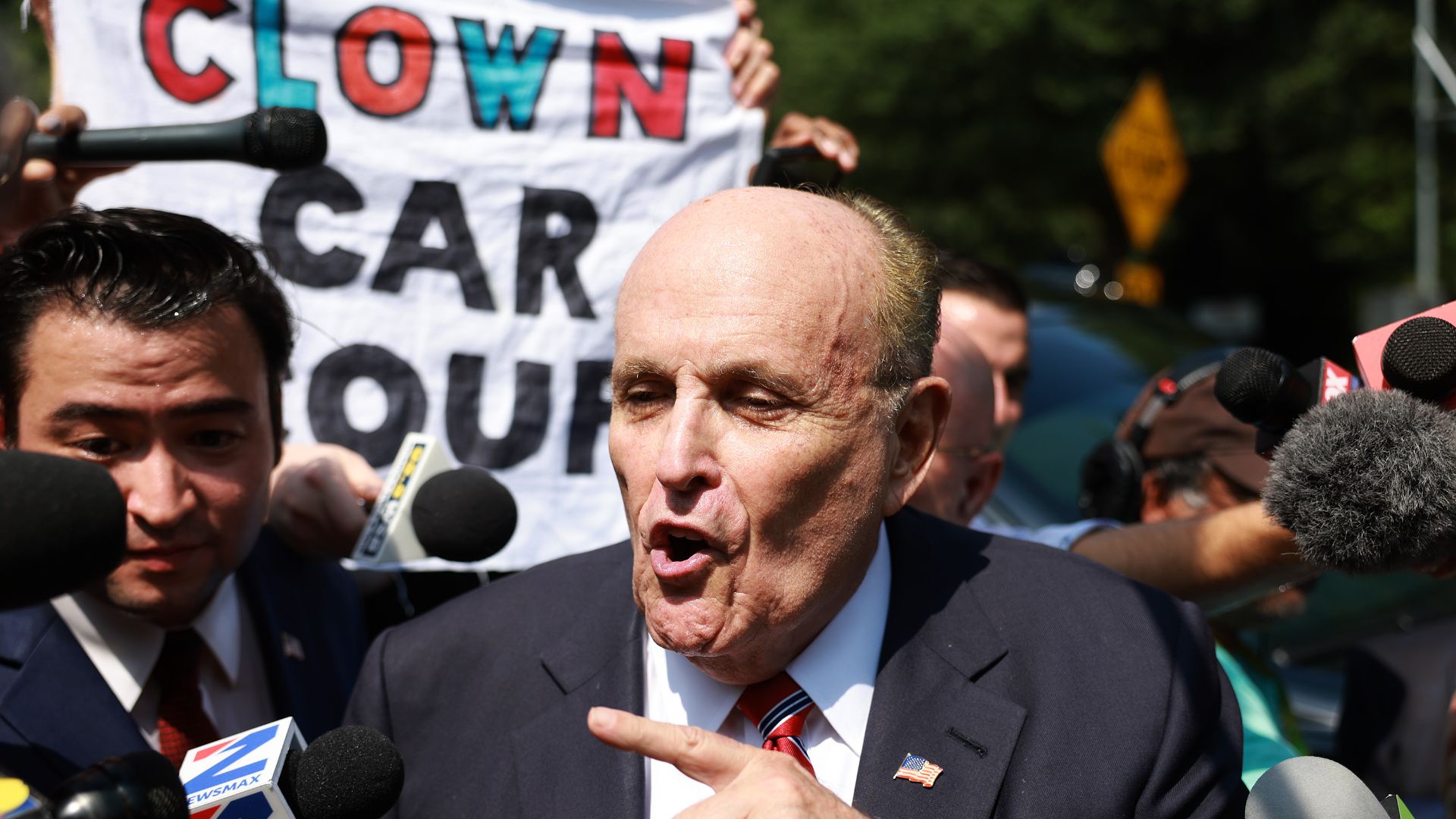 Giuliani déclare que la présence de Mamdani « m'offense »