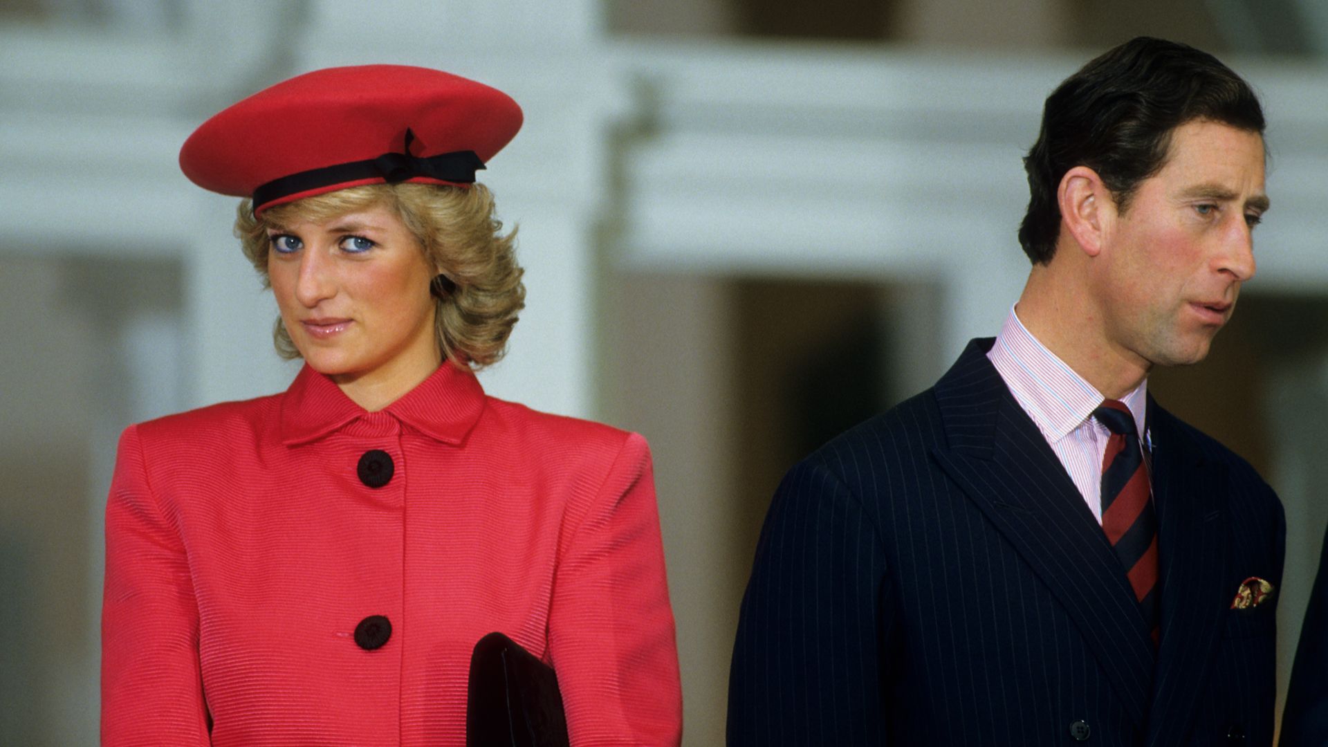 Diana Puts Her Wardrobe Up for Sale