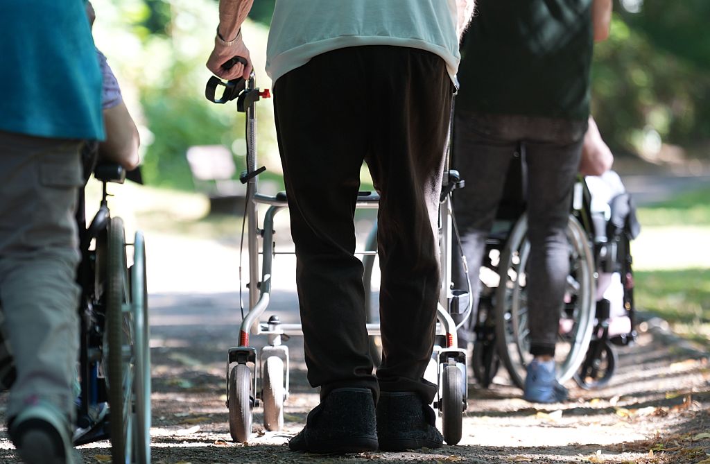Plan Aînés: répit fiscal pour les plus de 65 ans et bonification du crédit d’impôt