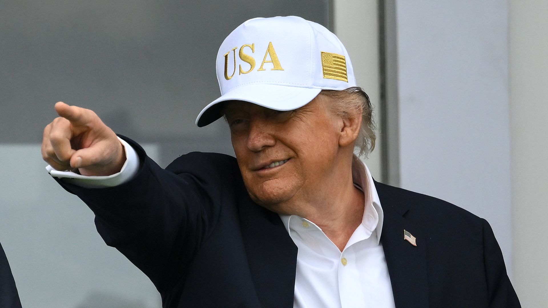Trump qualifie ce danger de « CANULAR »