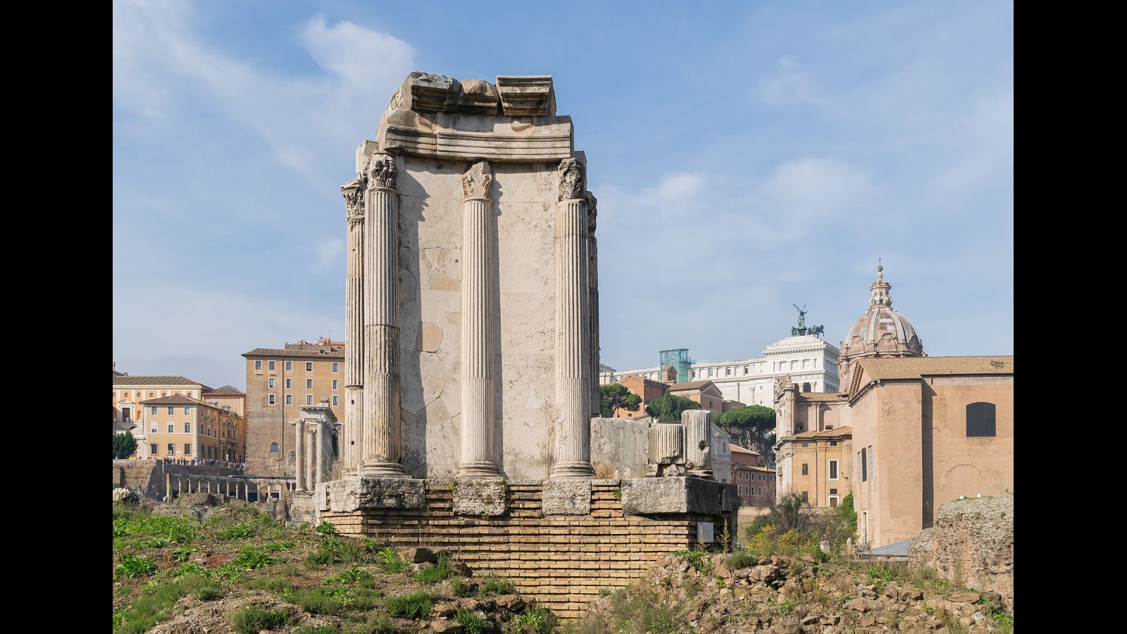 4. Vesta Lived In Every Kitchen Fire, Not Just Her Temple