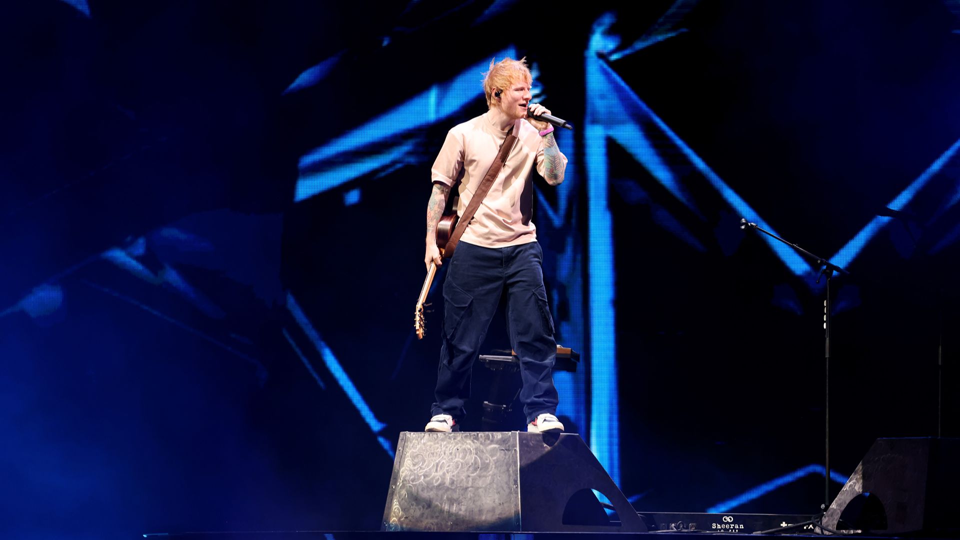 Macklemore Is Dropped From Dates