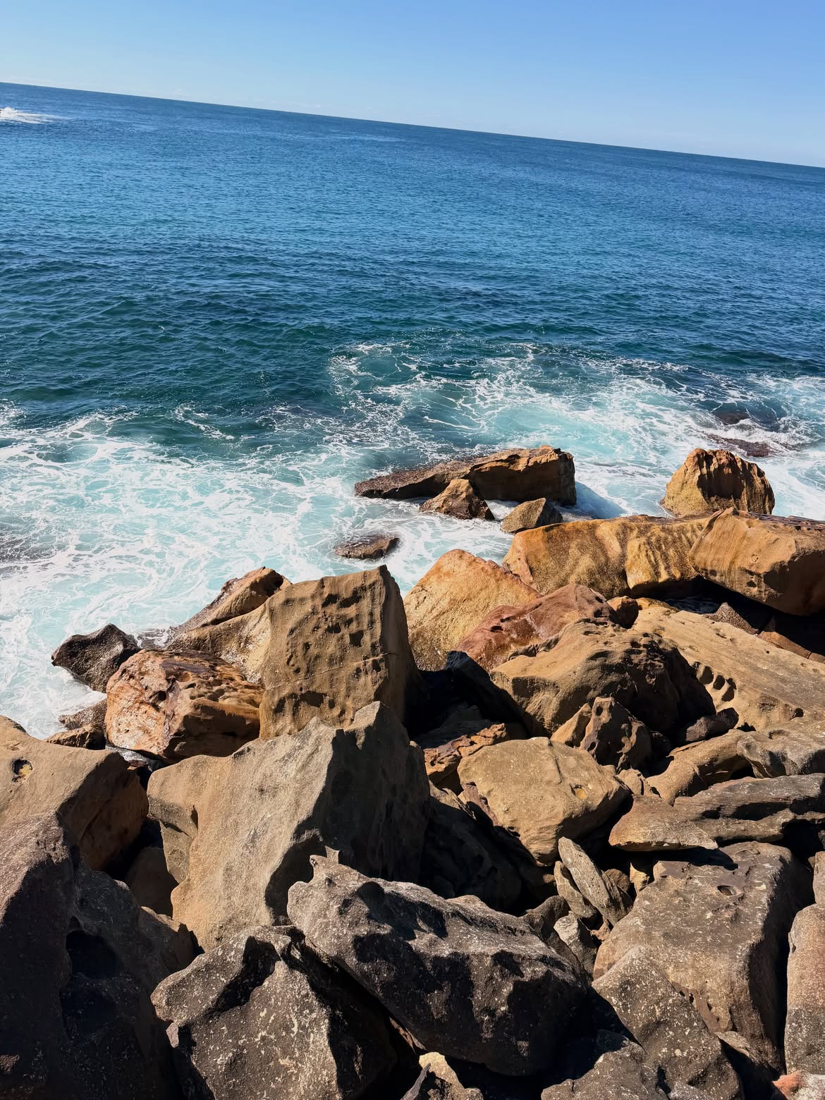 Entre mer et rochers