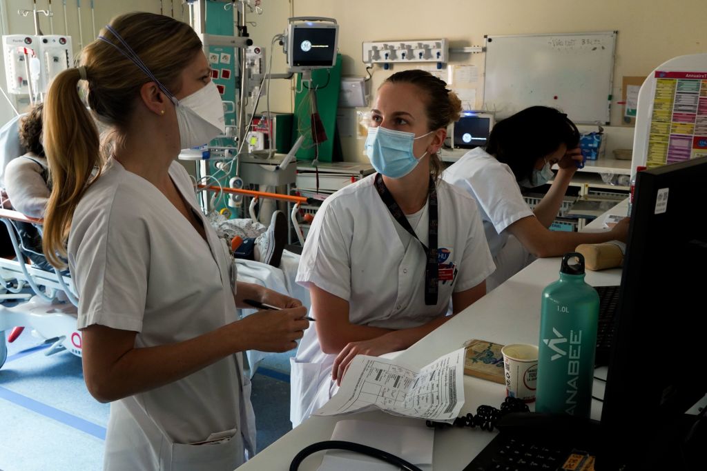 Miser sur des médecins pour traiter l’itinérance