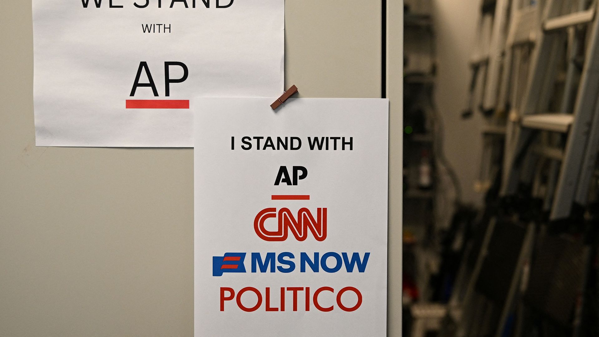 Trump Initially Blamed «Fake News»
