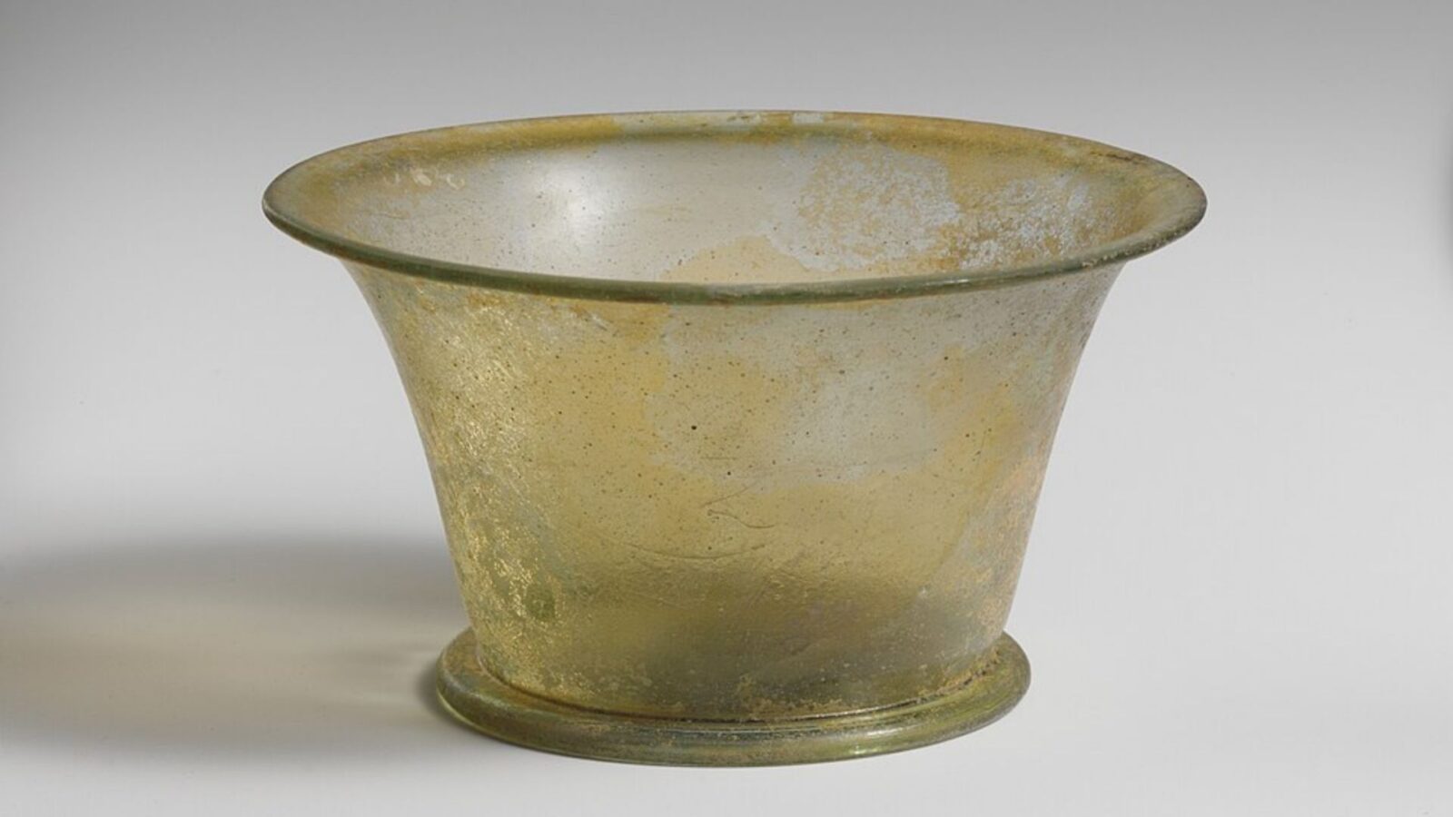 13. A Glassmaker Invented Unbreakable Glass And Got Executed