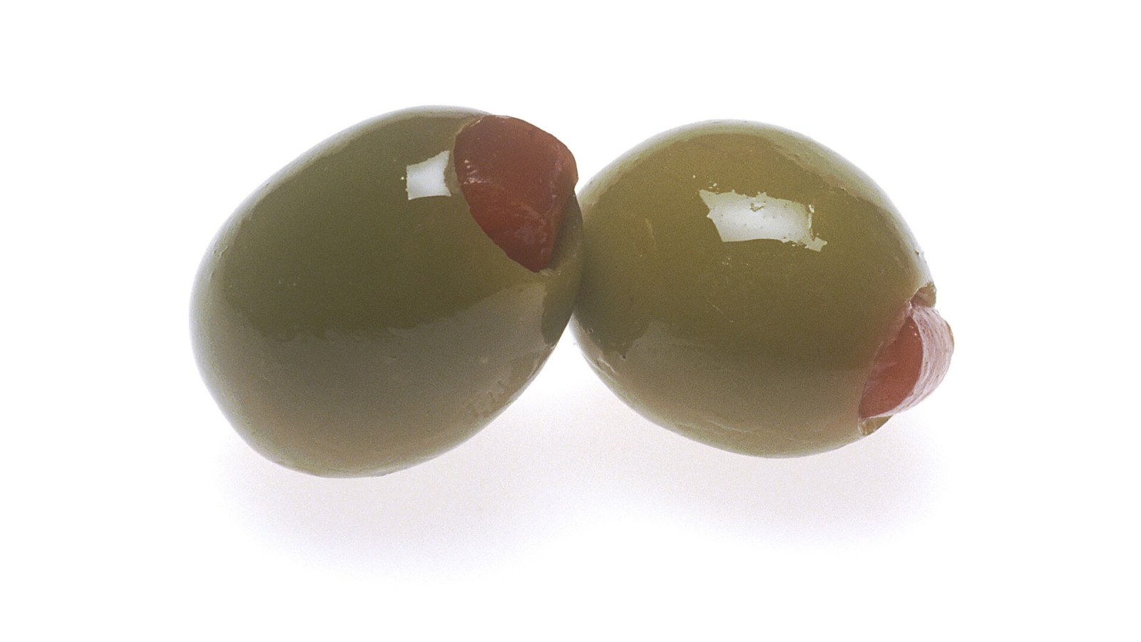 13. Une olive, enveloppée dans de la pâte, cuite au four