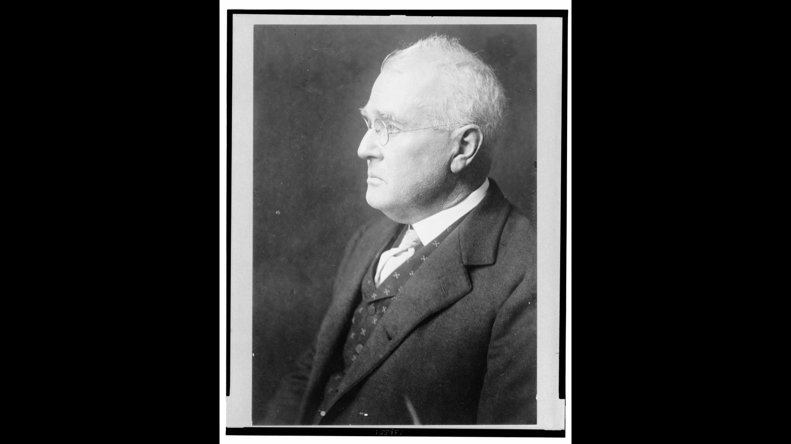8. Chew Every Bite 100 Times, Said Horace Fletcher