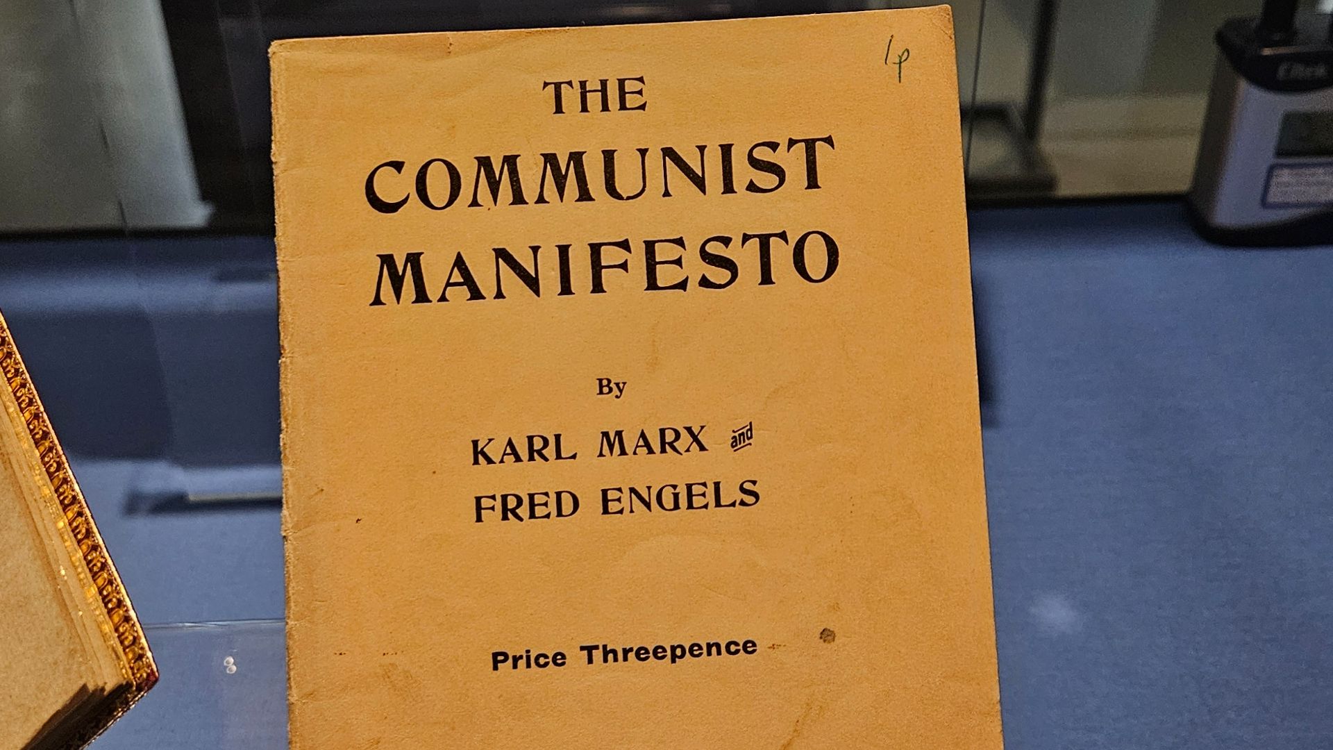 5. Le Manifeste communiste, de Karl Marx et Friedrich Engels