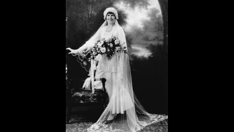 9. Dans les années 1920, les ourlets se sont raccourcis, mais jamais à ce point