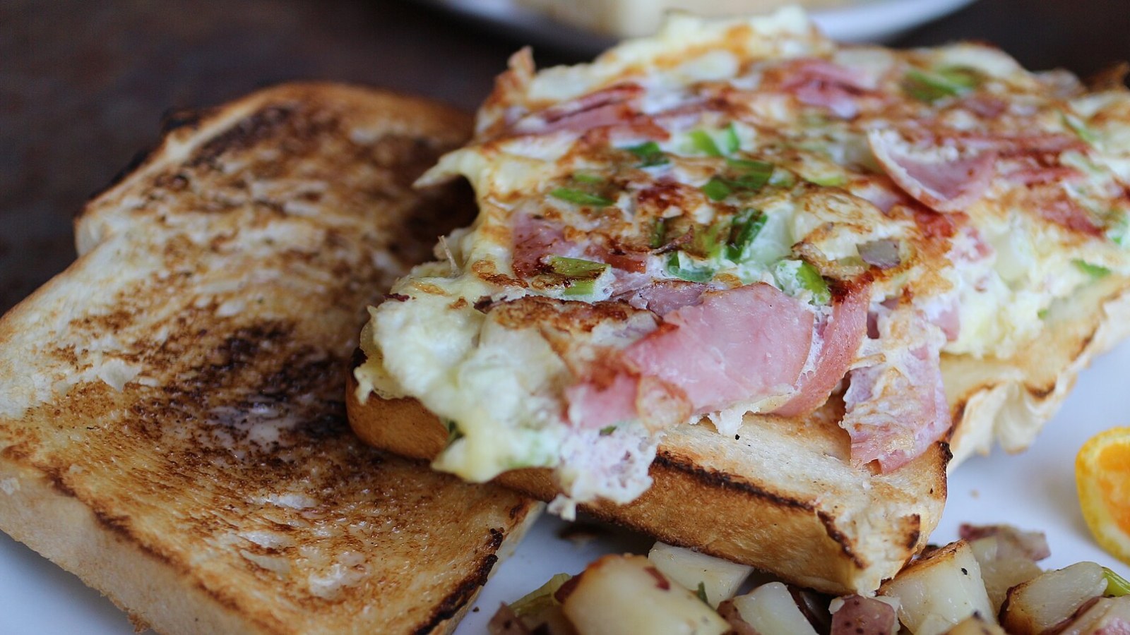 12. Le sandwich de Denver régnait en maître sur la plaque chauffante avant l'omelette
