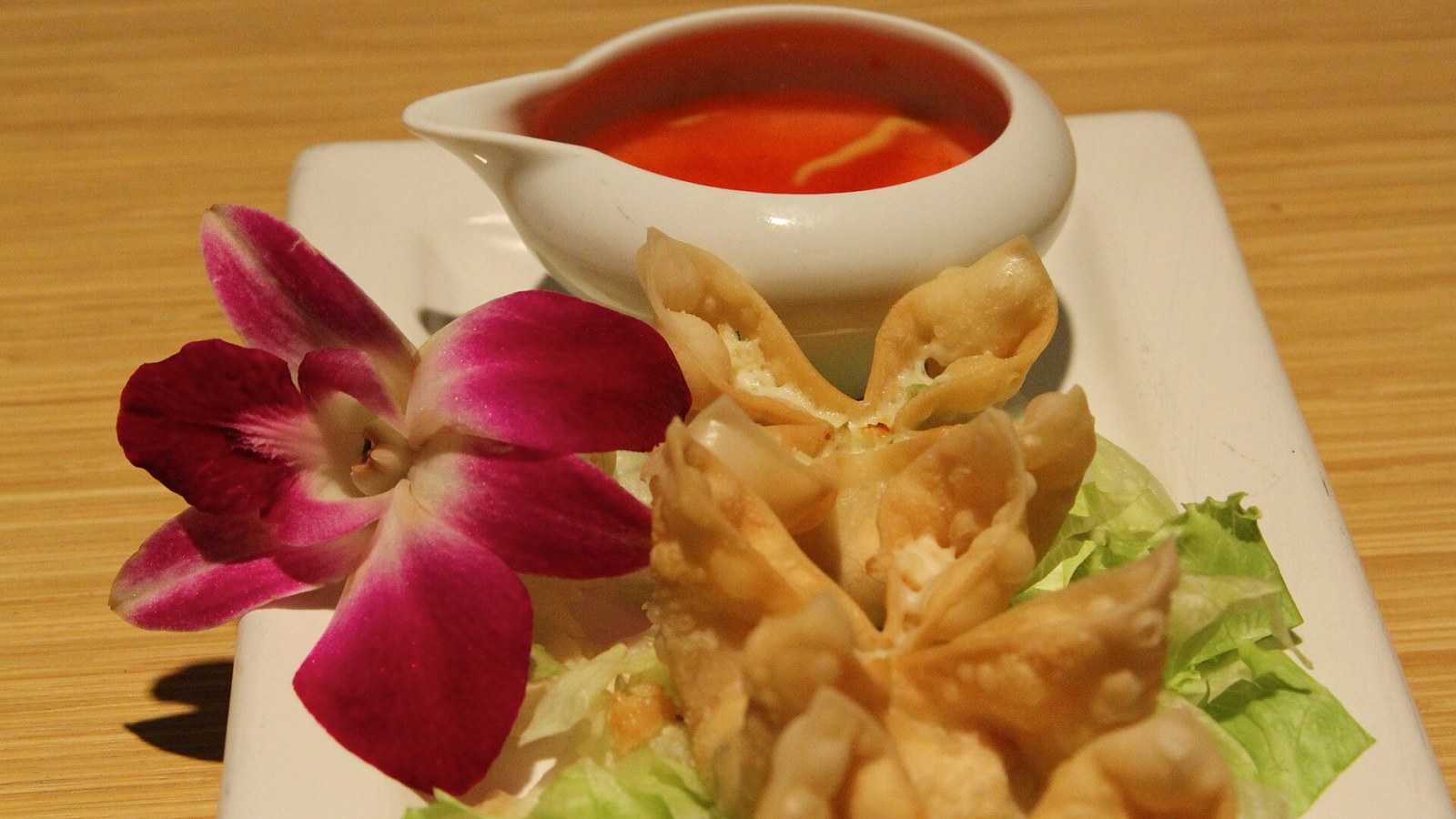 20. Le « Crab Rangoon » a vu le jour dans un bar tiki d'Oakland