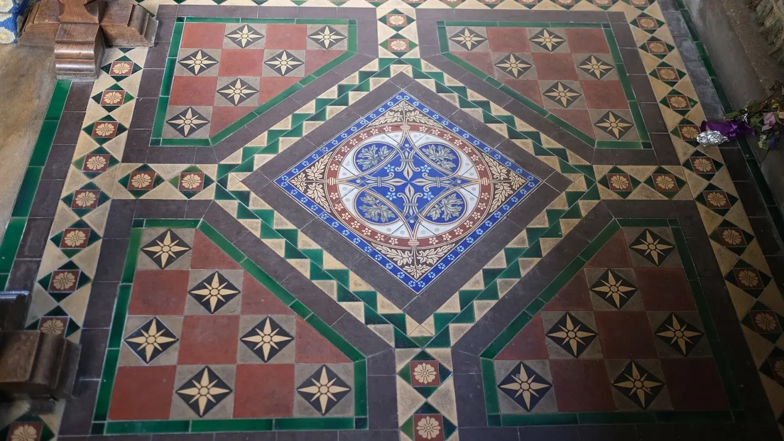 10. Les carreaux encaustiques : un revêtement de sol mal nommé