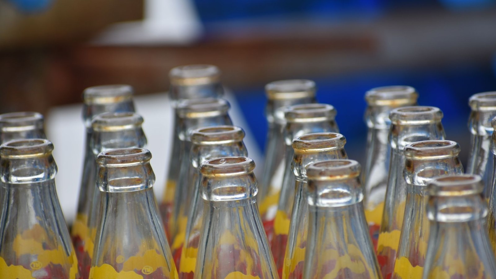 13. Whistle's Frosted Bottles Made It Stand Out