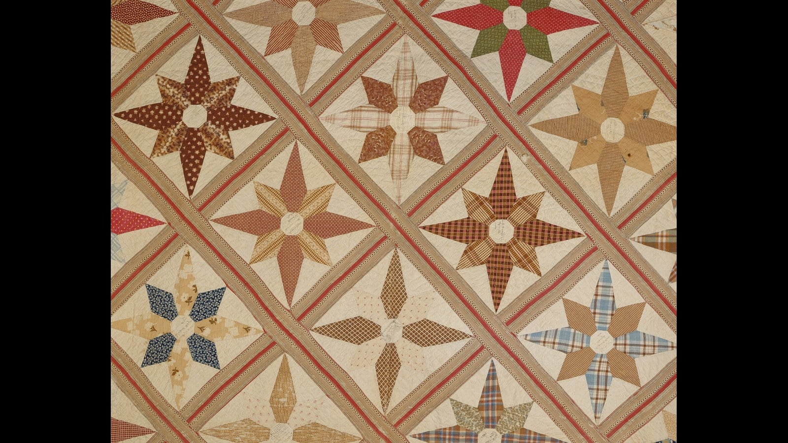 9. Signature Quilts Worked Like A Fabric Guest Book