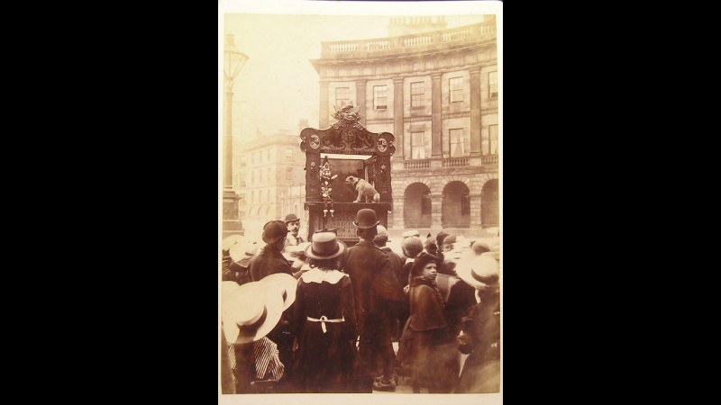 16. « Punch et Judy » était un spectacle burlesque, pas une histoire mignonne