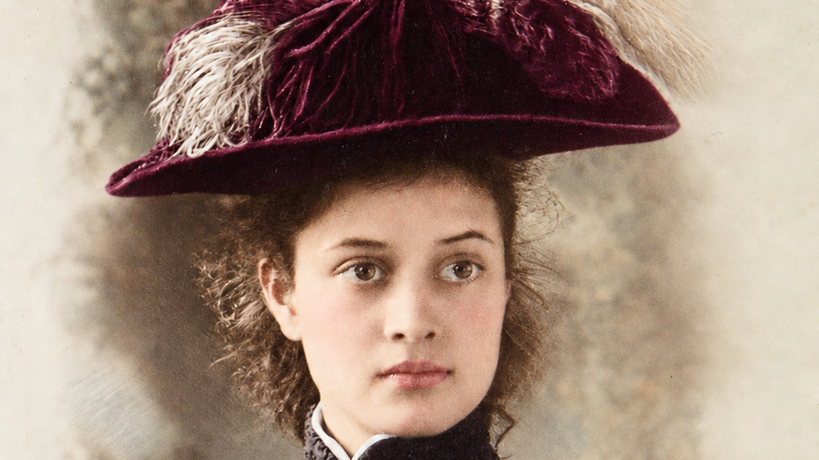 Why Victorian Women Wore Entire Birds On Their Heads
