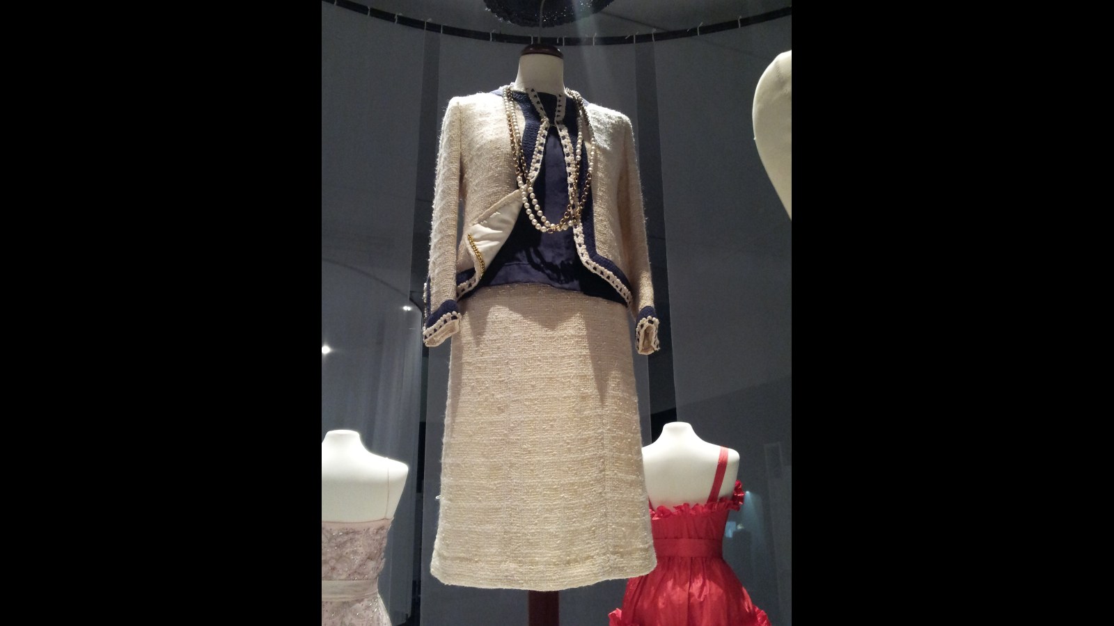 4. Chanel a parié contre Dior et a gagné aux États-Unis
