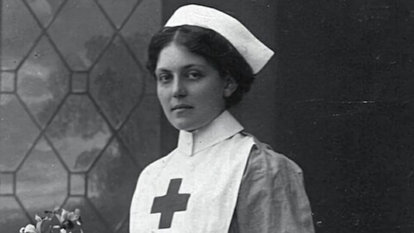 10. Violet Jessop a échappé au naufrage du Titanic et de son navire jumeau