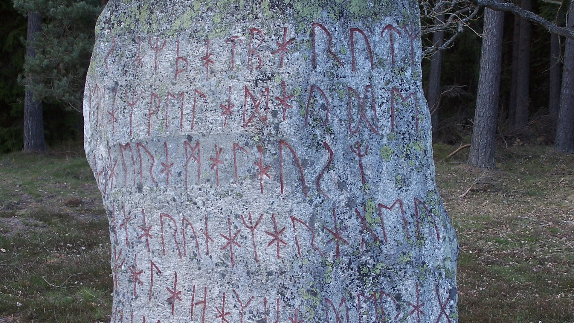 3. La pierre runique de Björketorp