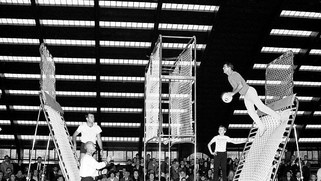20. Nissen a transformé un filet de cirque en trampoline