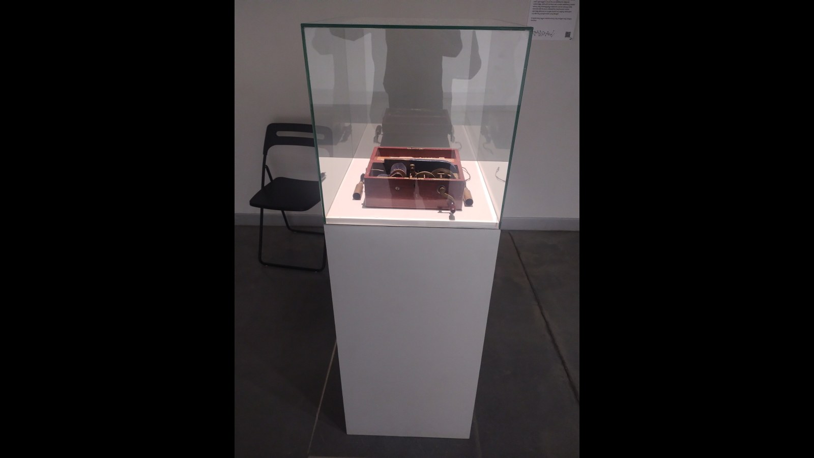 6. The Hand-Cranked Shock Box Wasn't An ECT Machine