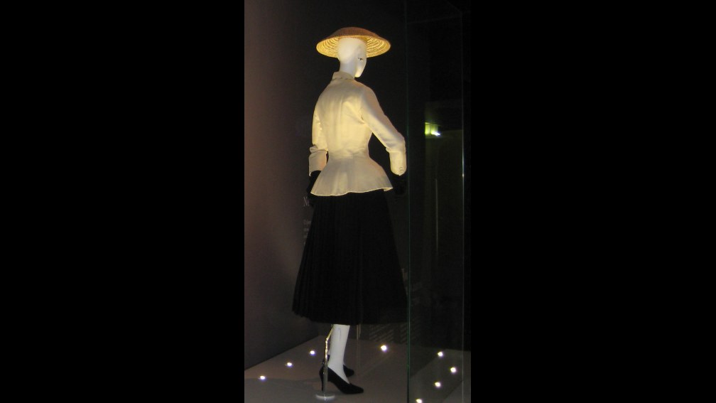 1. Dior a délibérément bousculé les codes en matière de tissus