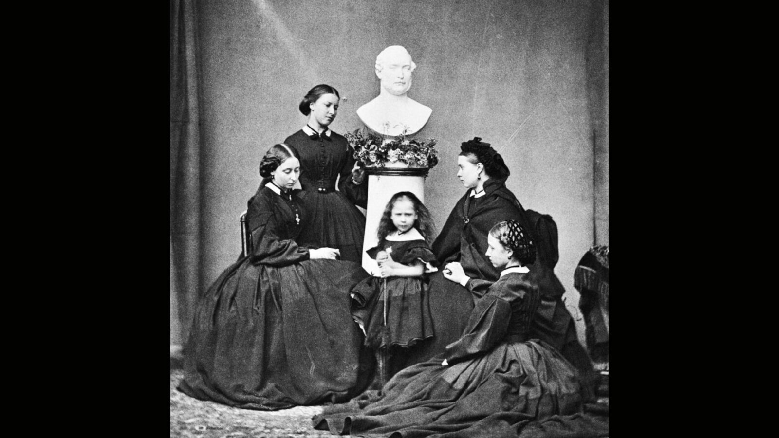 9. Queen Victoria Didn't Invent Victorian Mourning