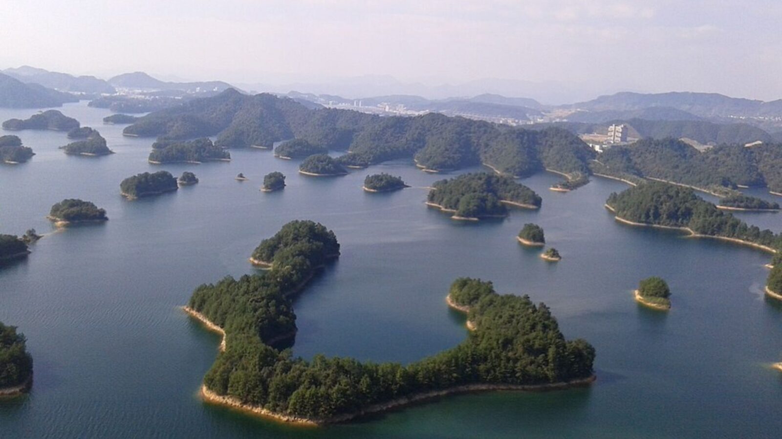 11. China's Lion City Was Deliberately Sunk Underwater