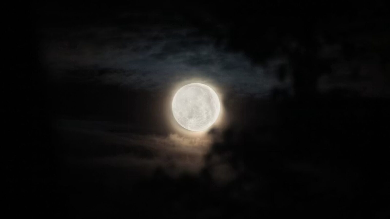 11. The Moon God Sin Outranked Even The Sun