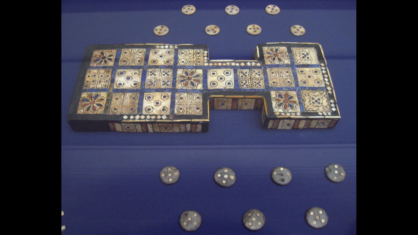 17. Backgammon's Modern Twist Came From An Unnamed New Yorker