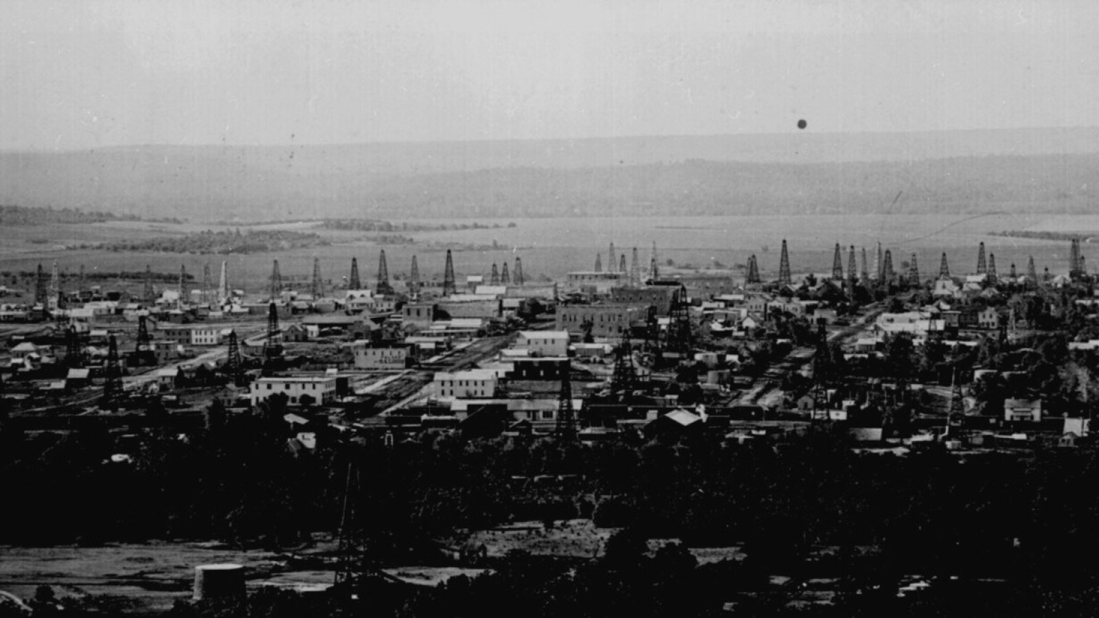 17. An Oil Fortune Embarrasses Jim Crow's Rules