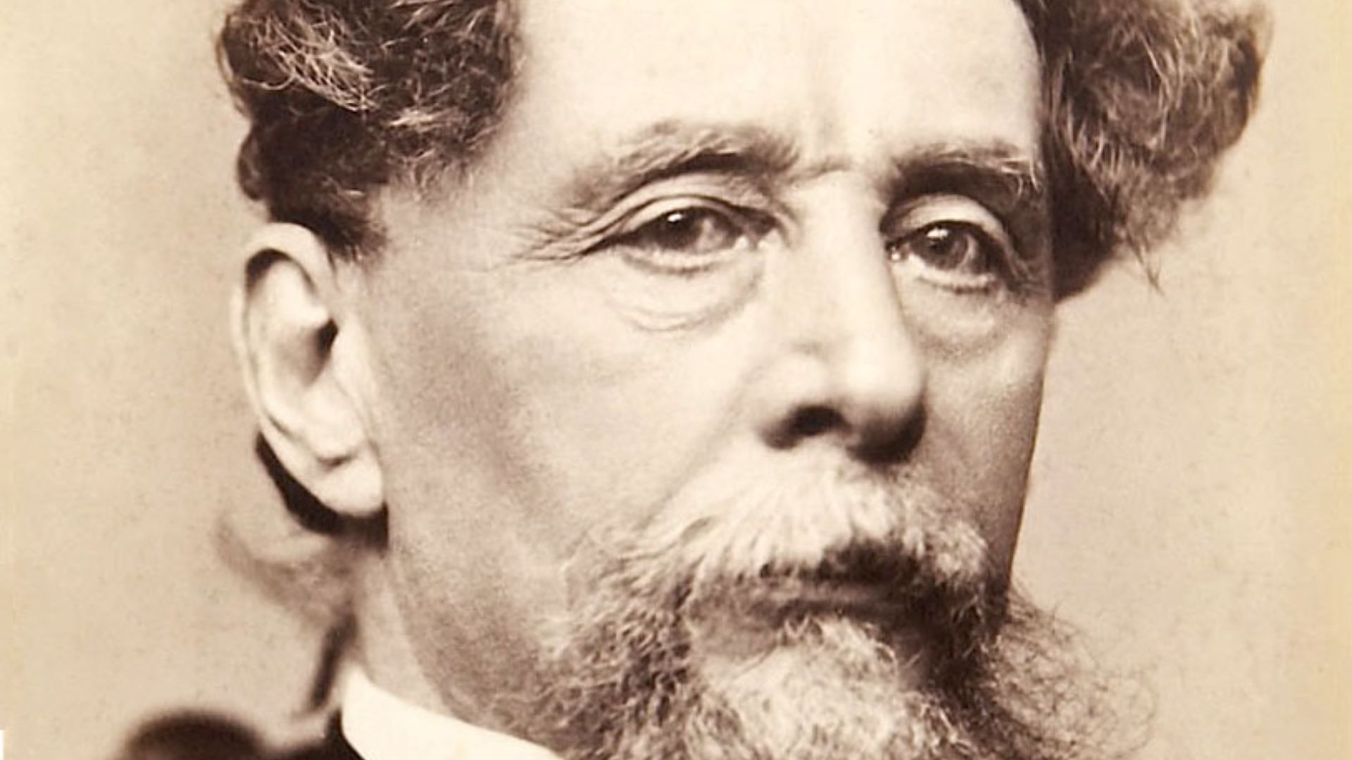 2. Charles Dickens a travaillé dans une usine de cirage de chaussures