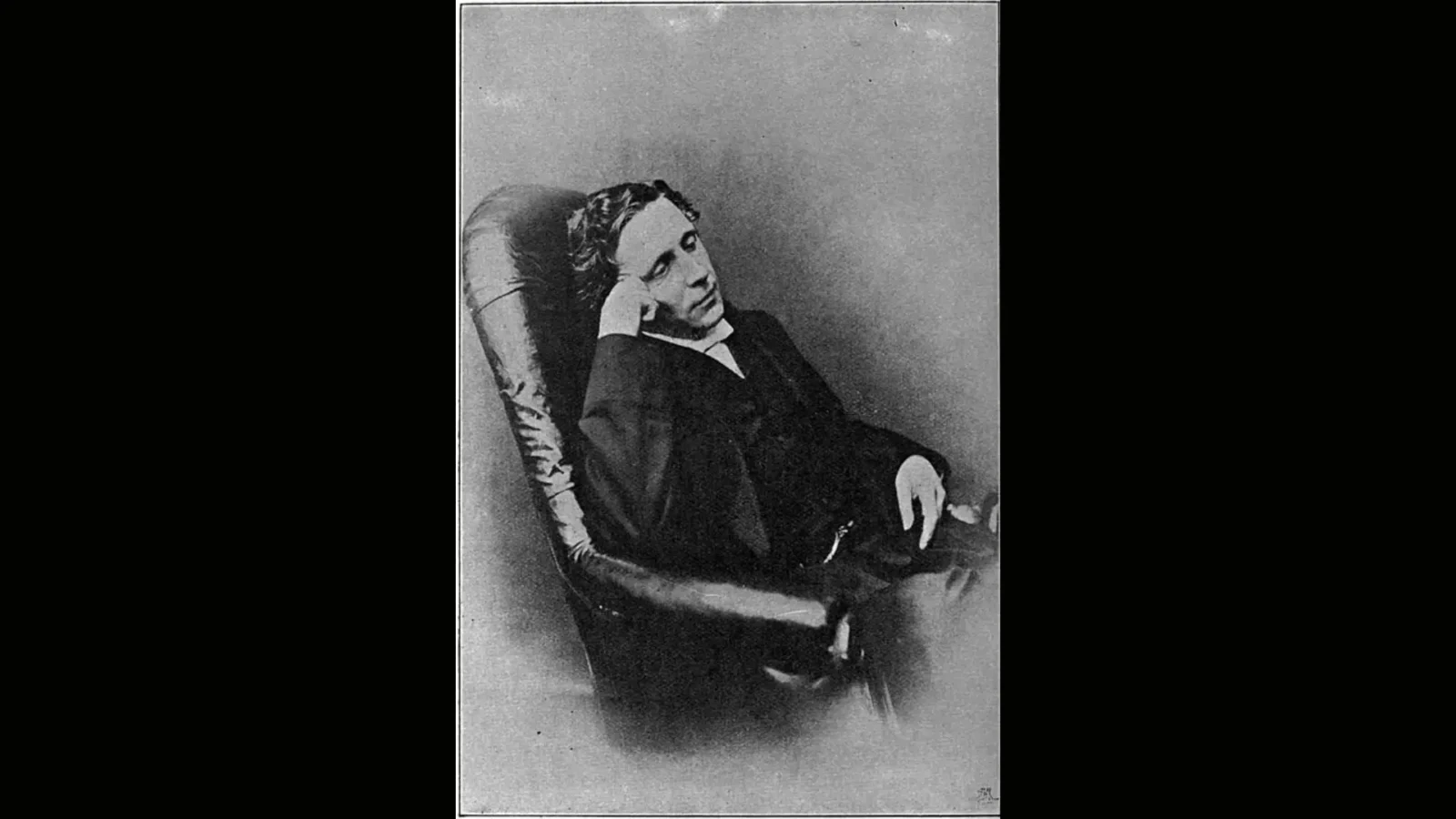 18. Even Lewis Carroll Has Been Mistaken For A Corpse